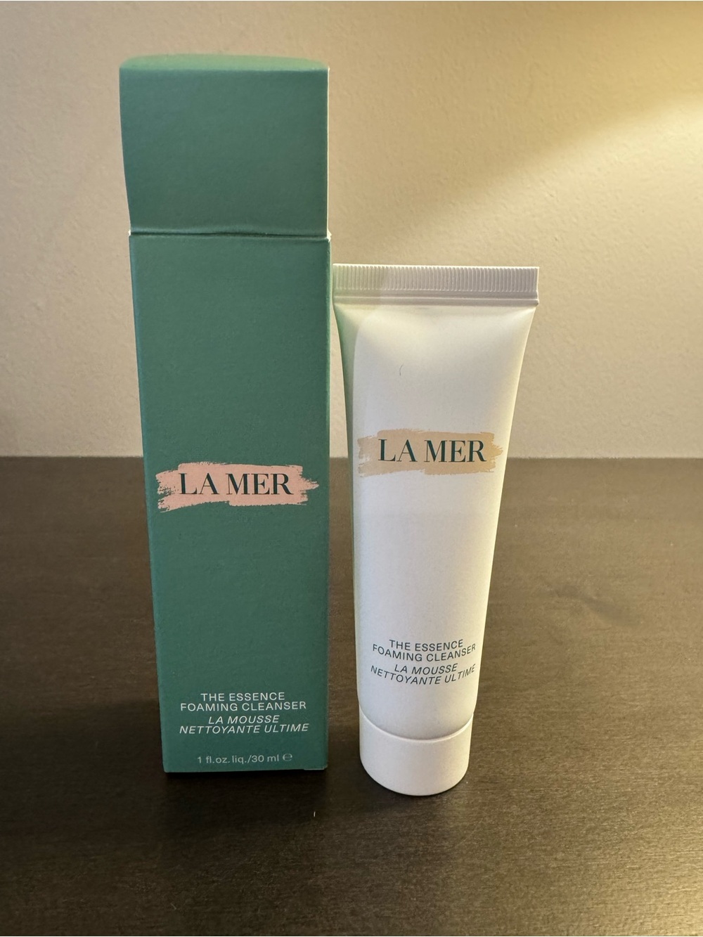 La Mer The Essence Foaming Cleanser 1 oz 30 ml Large Travel Size NIB